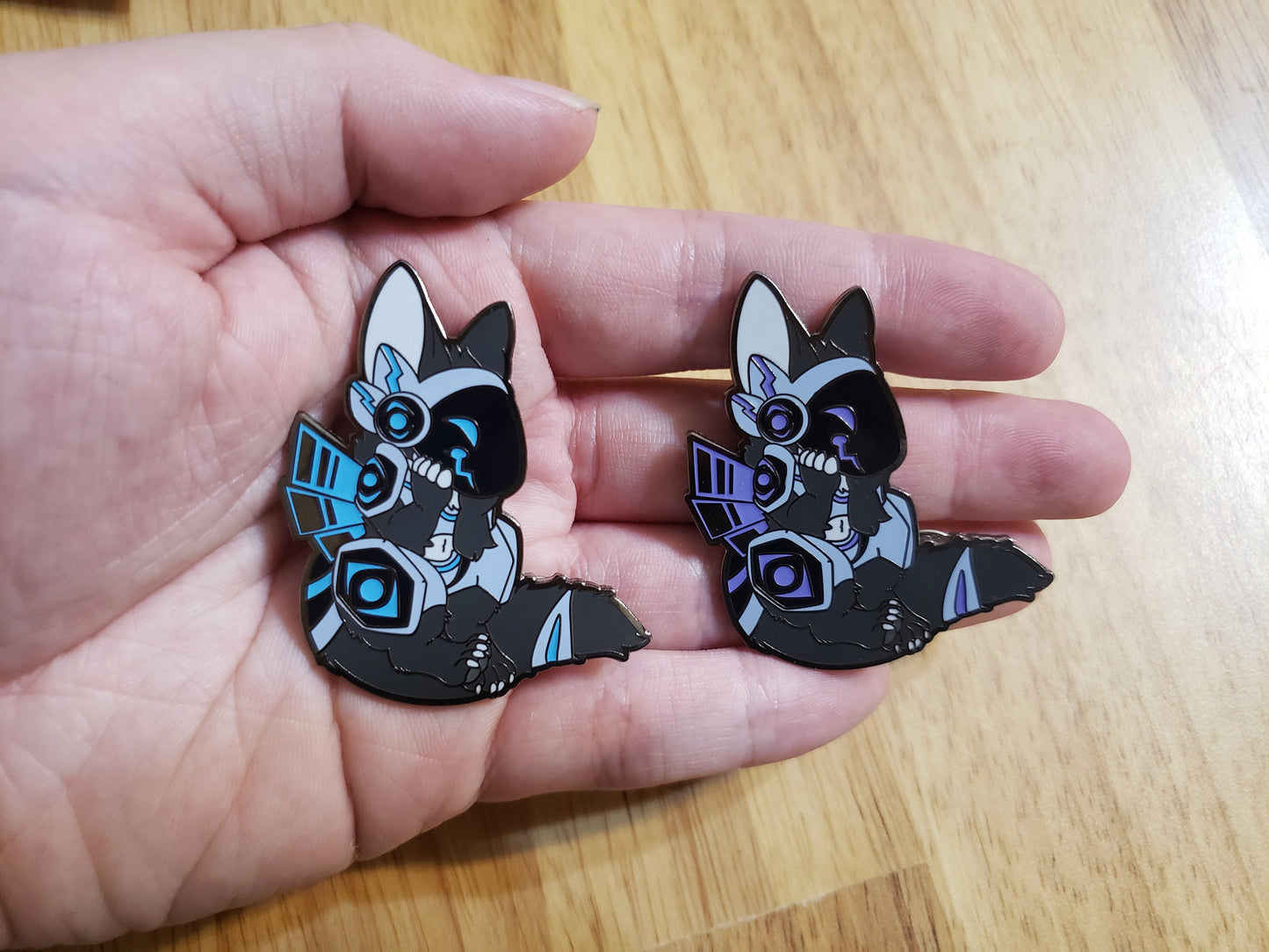 Glow in the dark protogen pins !