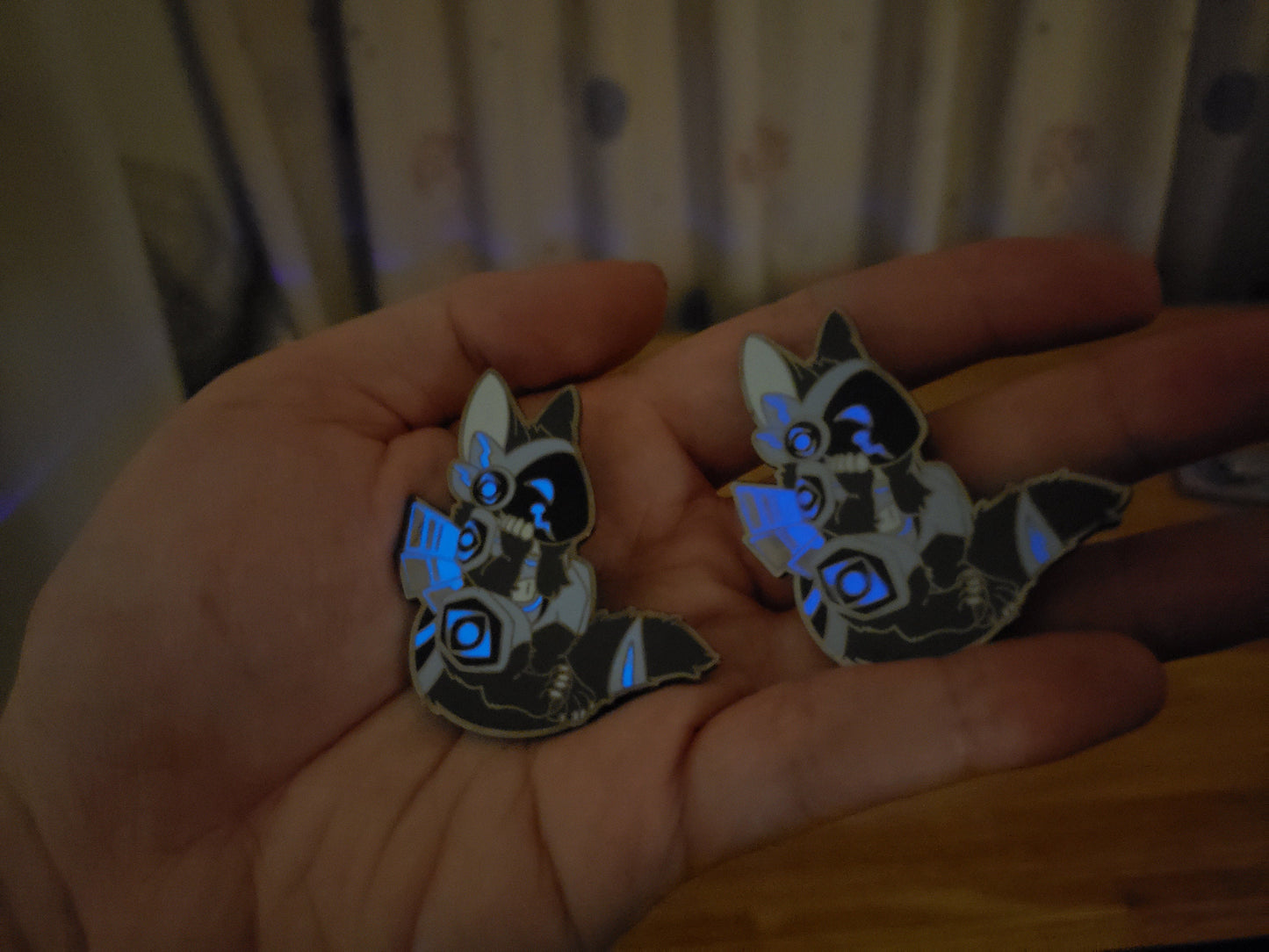 Glow in the dark protogen pins !