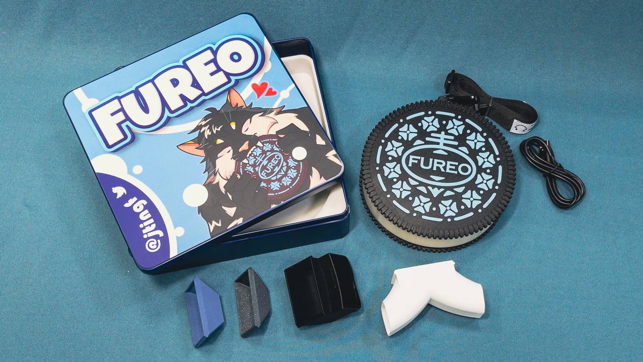Fureo cookie shaped fursuit fan