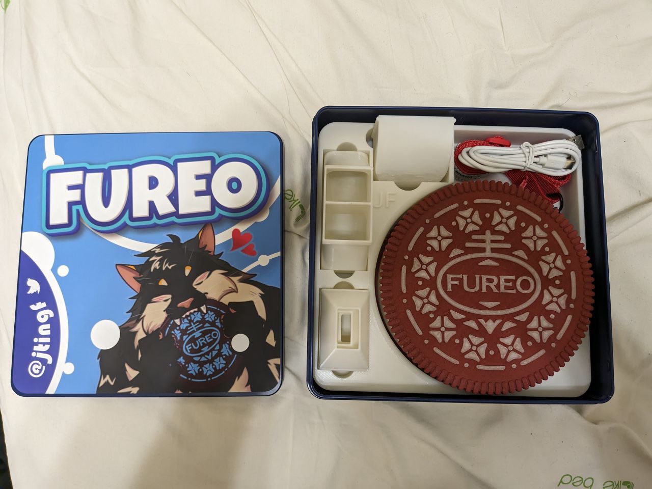 Fureo cookie shaped fursuit fan